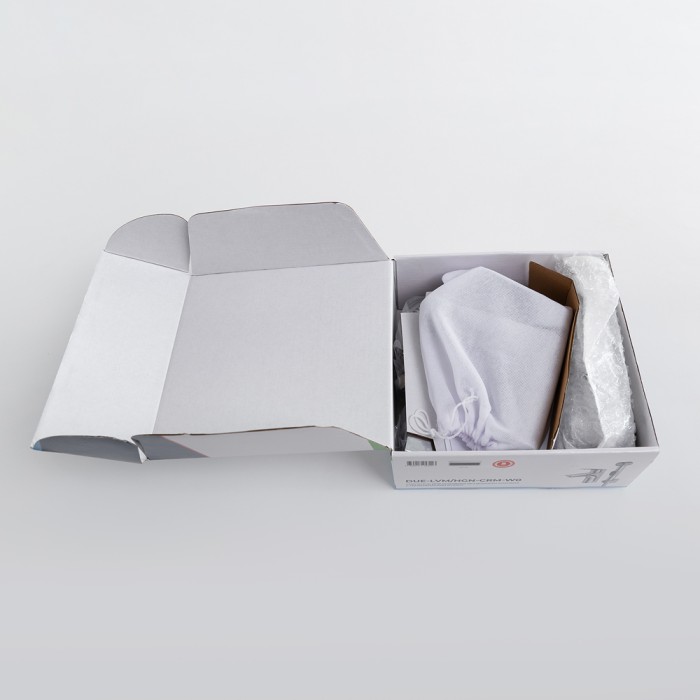 Смеситель для раковины без донного клапана с гигиеническим душем BelBagno DUE-LVM/HGN-CRM-W0