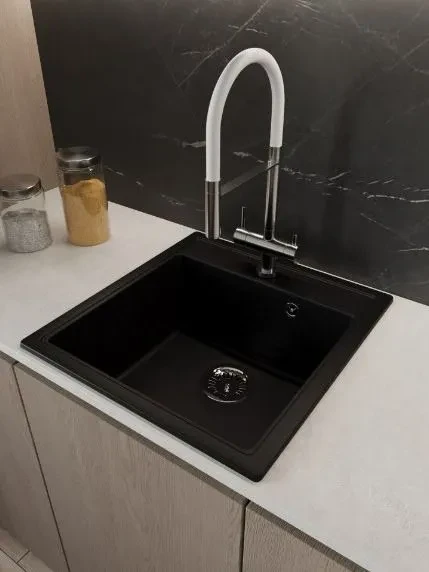 Мойка для кухни каменная 47х51 см, черная, врезная, с сифоном FS-Venezia-4751-Nero