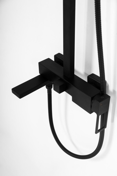 Душевая стойка BelBagno LUCELUC-VSCM-NERO