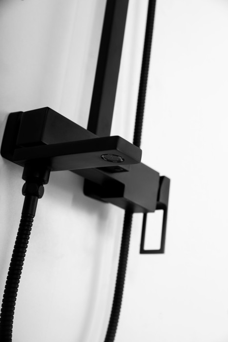 Душевая стойка BelBagno LUCELUC-VSCM-NERO