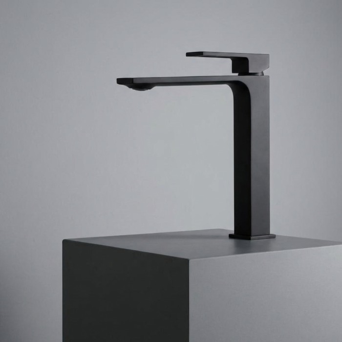 Смеситель для накладных BelBagno LUCE LUC-LMC-NERO-W0